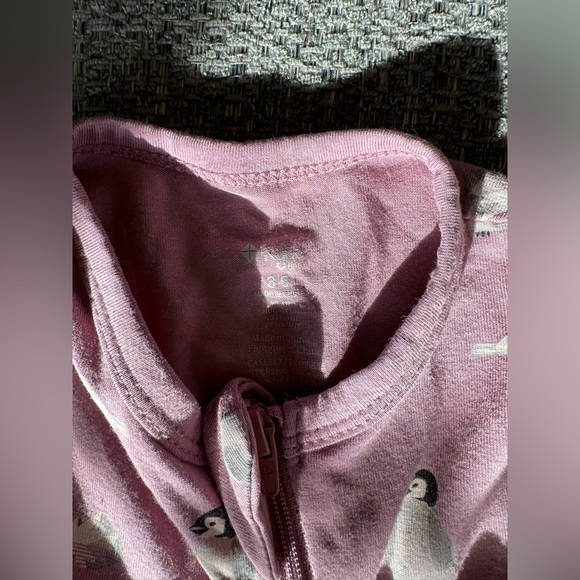⭐️SOLD⭐️ Kyte  baby artic mulberry zipper romper - Picture 3 of 4